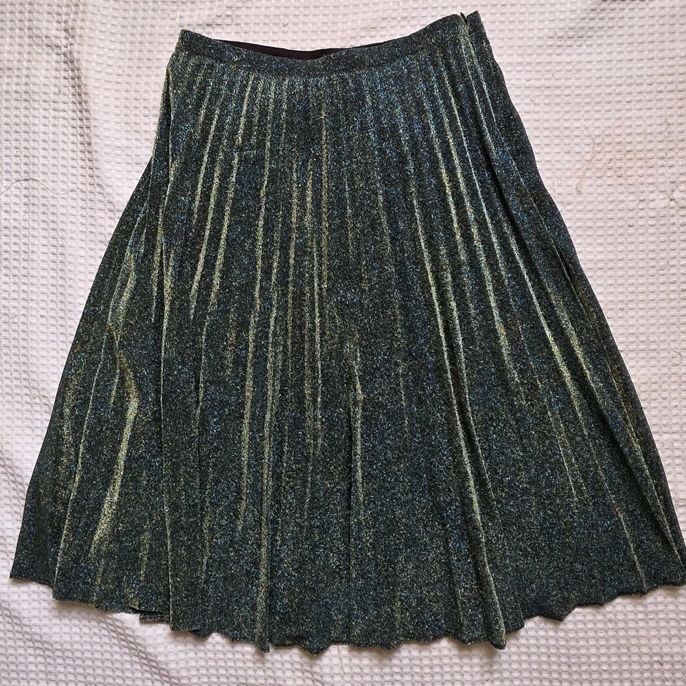 MIX AND MATCH 5/25$ Simons Shimmering Teal Midi Skirt